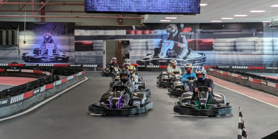 Wer macht das Rennen? Actionreicher Azubi-Ausflug zum Kartfahren